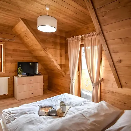 Gorski Zakatek Z Jacuzzi Chalet Nowe Bystre