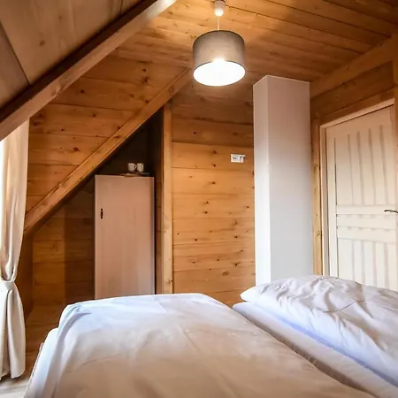 Gorski Zakatek Z Jacuzzi Chalet Nowe Bystre